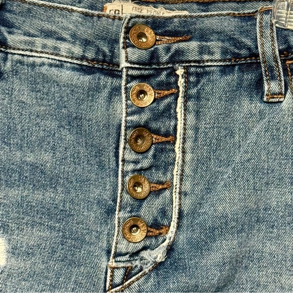 Free People Distressed High Rise Step Hem Button Fly Cutoff Frayed Hem Shorts - Picture 2 of 9